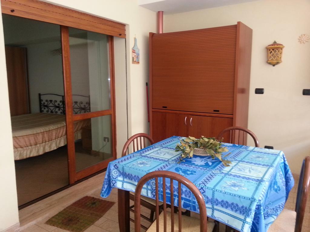 Reggio Central House Low Cost Per 4 เรจโจ ดี คาลาเบีย ภายนอก รูปภาพ