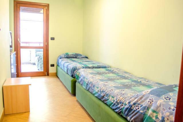 Reggio Central House Low Cost Per 4 เรจโจ ดี คาลาเบีย ภายนอก รูปภาพ