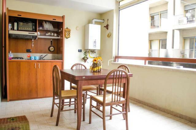Reggio Central House Low Cost Per 4 เรจโจ ดี คาลาเบีย ภายนอก รูปภาพ